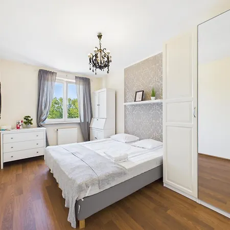 Appartement Aleje Jerozolimskie 155 Superapart - Blisko Dworca Zachodniego