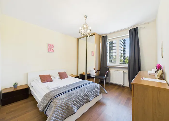 Apartament Aleje Jerozolimskie 155 Superapart