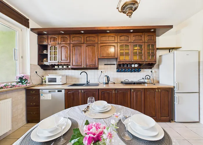 Aleje Jerozolimskie 155 Superapart