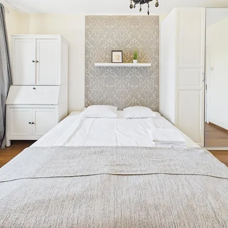 Aleje Jerozolimskie 155 Superapart - Blisko Dworca Zachodniego Apartmán Varšava